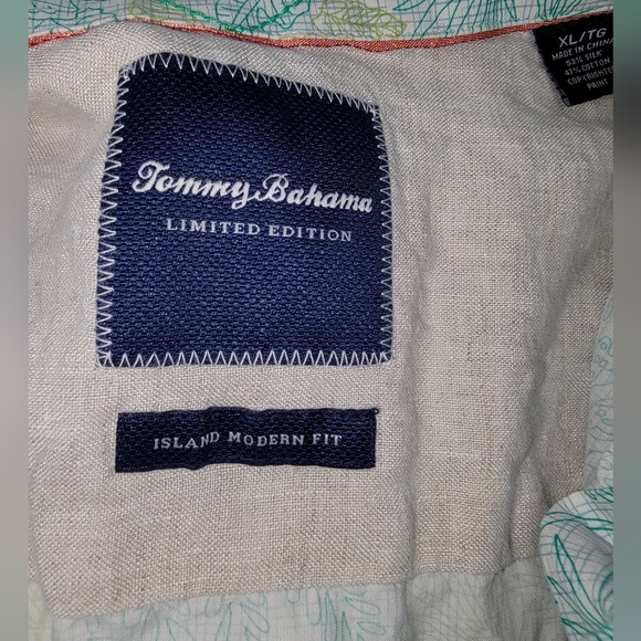 Tommy Bahama Green Tropical Casual Shirt - Picture 2 of 6